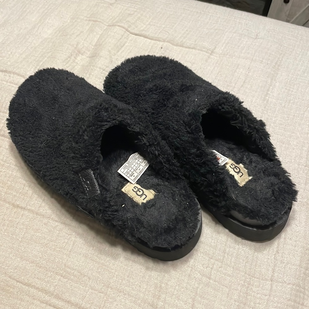 Ugg slippers